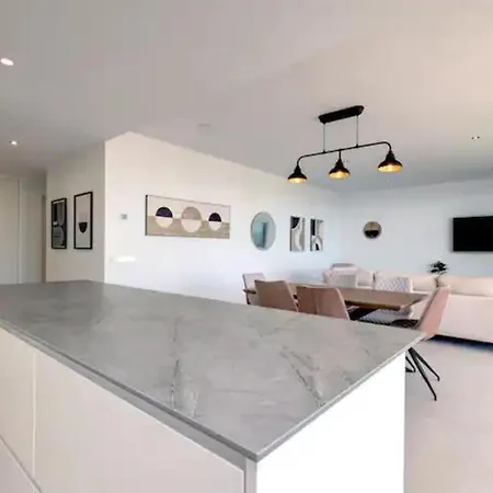 Vivi Homes - Bossa Nova Apartment